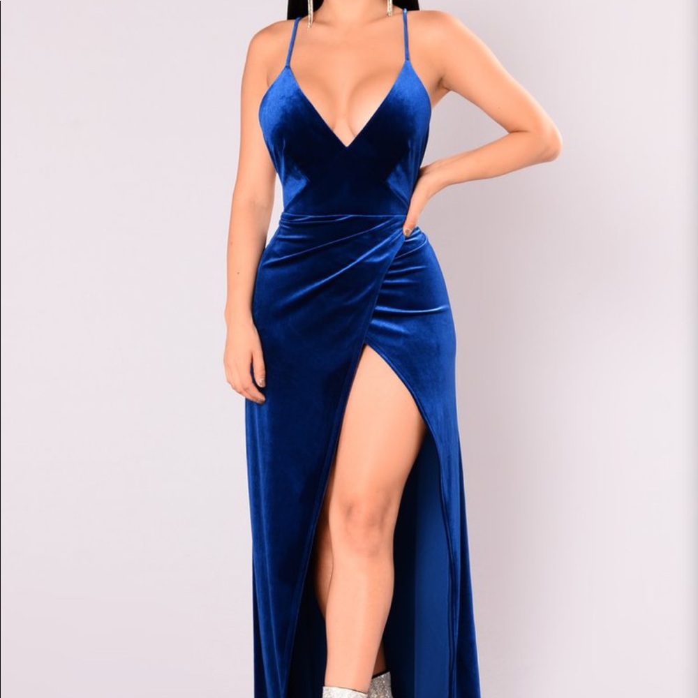 Angelique Velvet Maxi Dress - Royal
